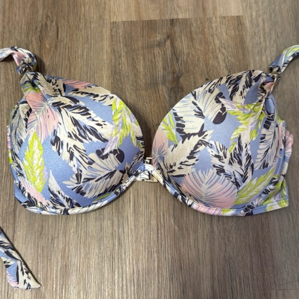 Victoria's Secret Bombshell Push Up Bikini Swim Top Blue Leaf Print 34DD